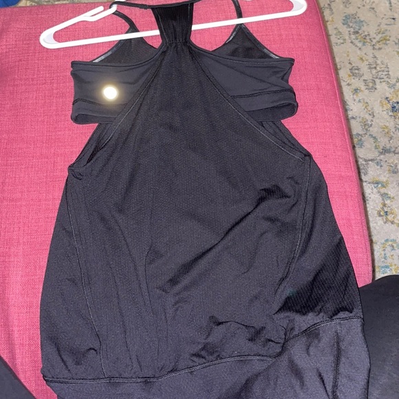 Lululemon No Limits Tank Black No Limit Top Tank Built-in Bra - Picture 6 of 7